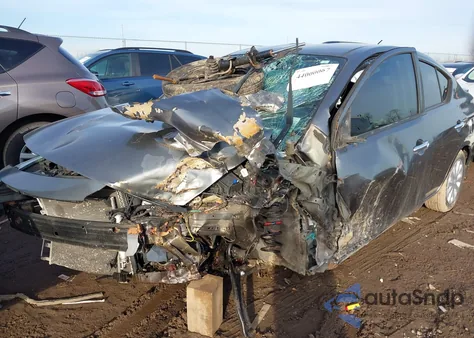 2016 Nissan Versa 1.6 S/1.6 S+/1.6 Sl/1.6 Sv z USA, uszkodzony, nr VIN 3N1CN7AP1GL871864